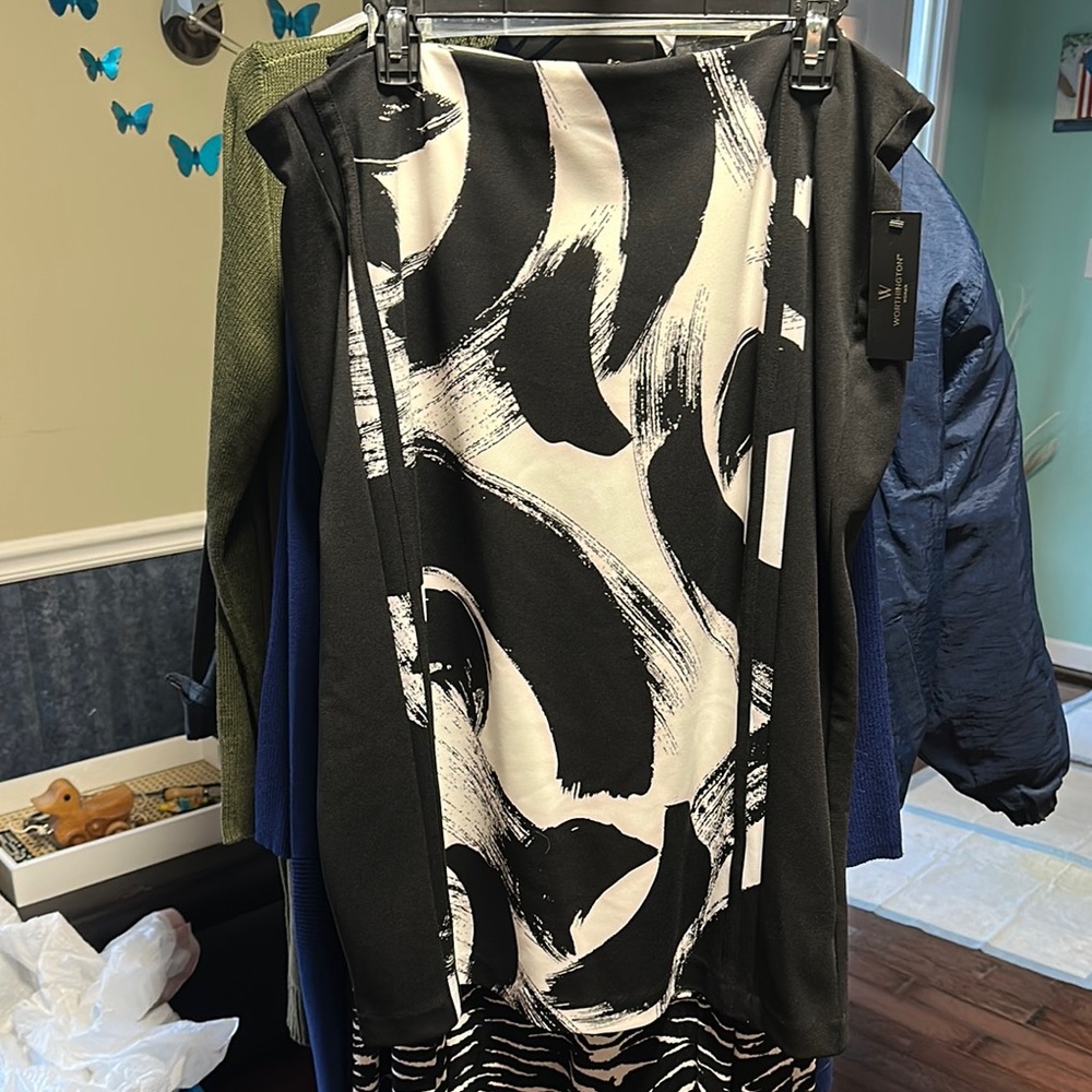 Worthington Black and White Asymmetrical Pencil Skirt